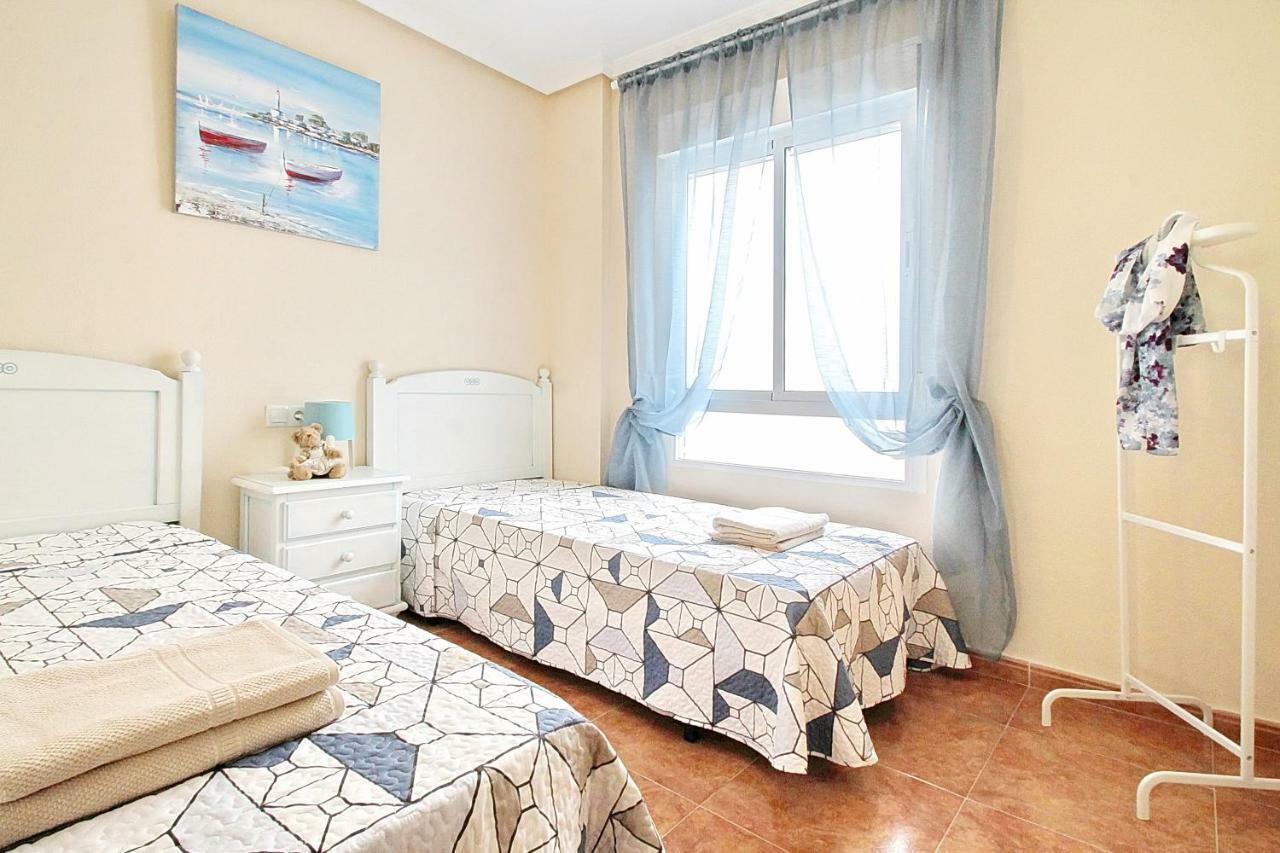 Apartmán Zoa Happy Vacations Torrevieja Exteriér fotografie